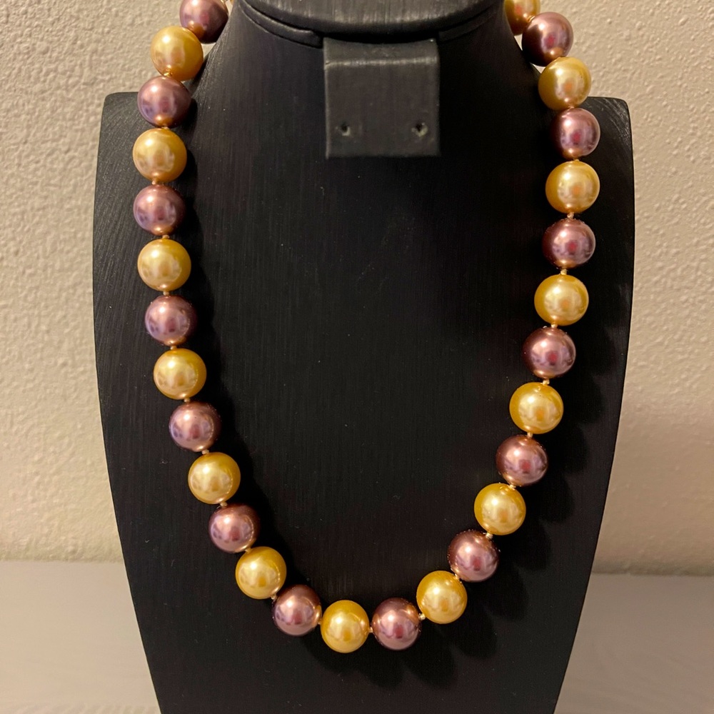 Vintage Multi Color Faux Pearl Holiday Necklace Single Strand